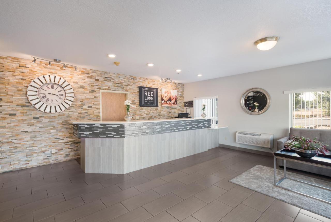 Red Lion Inn & Suites Kennewick Tri-Cities Экстерьер фото