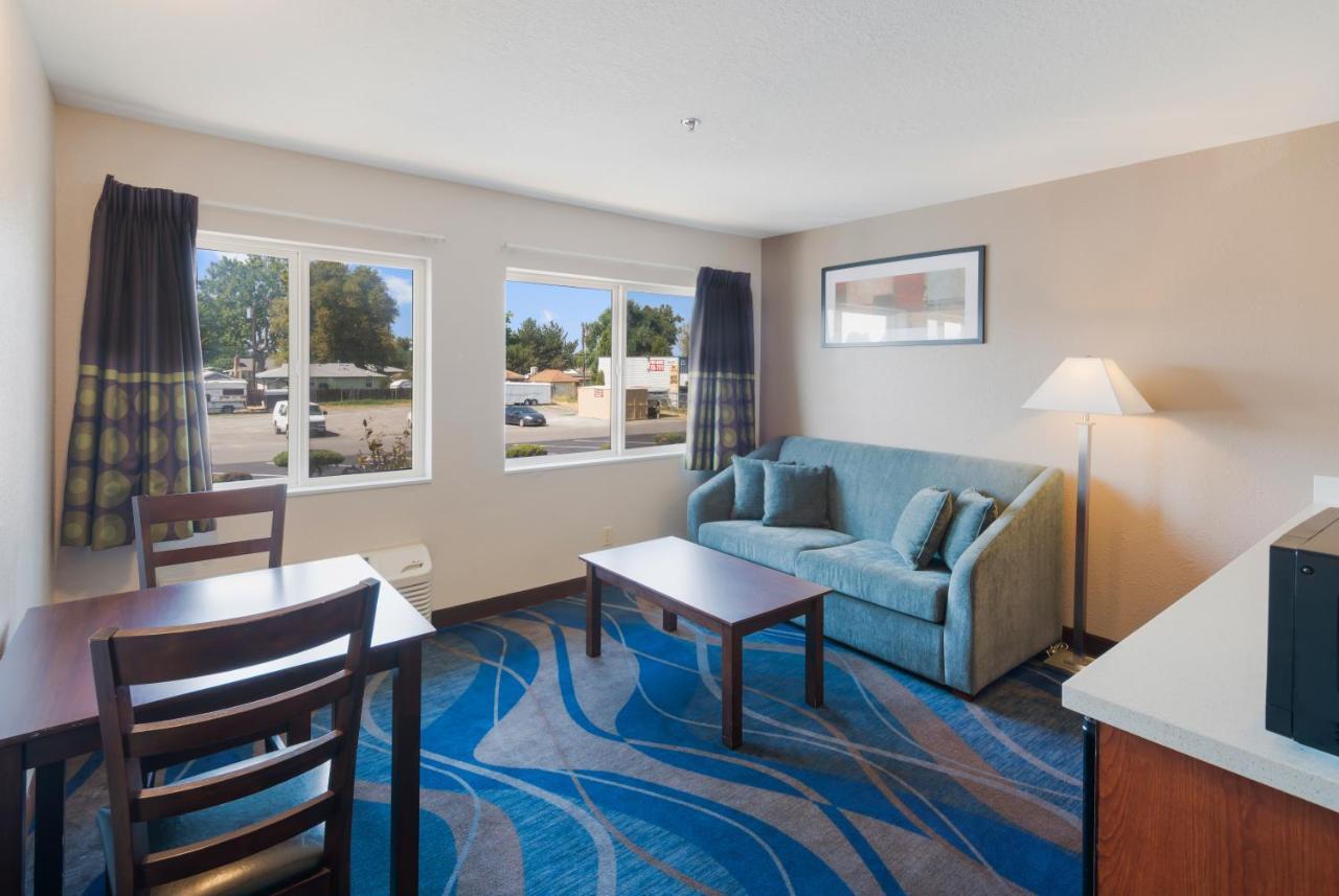 Red Lion Inn & Suites Kennewick Tri-Cities Экстерьер фото